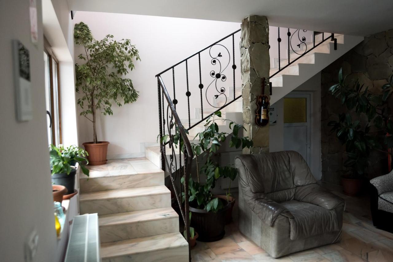 Step Inn Alba Iulia Ngoại thất bức ảnh